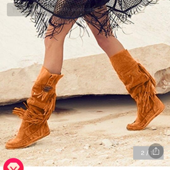 Meet your Posher, Tamra. So far, I just buy things here. The pics are about me. - Picture 9 of 16